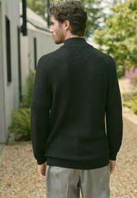 Next Strickjacke - black