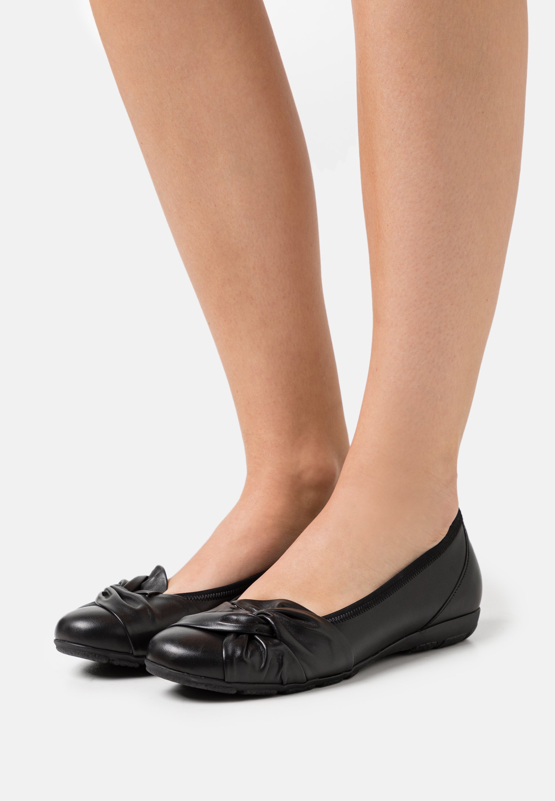Zwarte GABOR Ballerina's 169 | Omoda
