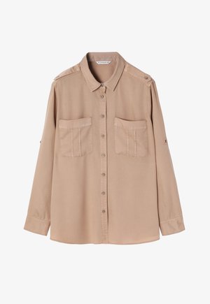 Béžová dlhá rukávová košeľa s prednými gombíkmi, dvoma vreckami na hrudi a ramennými epauletmi. Hladká tkanina s jemne uvoľneným strihom.