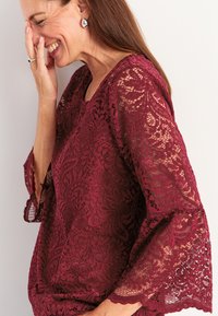 Cellbes of Sweden Bluse - wine red
