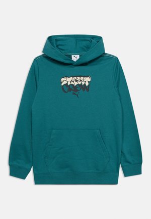 Sweat à capuche bleu sarcelle avec poche kangourou à l'avant et texte « Street Crew » en style graffiti au-dessus du petit logo Puma sur la poitrine.