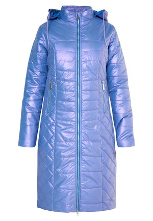 Cappotto puffer viola chiaro con pattern a trapunta, chiusura a zip frontale e cappuccio regolabile. Presenta tasche laterali e accenti della cerniera blu a contrasto.