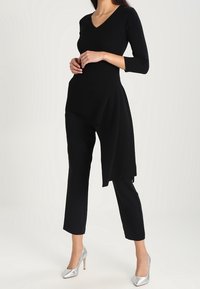 mint&berry Strickpullover - black