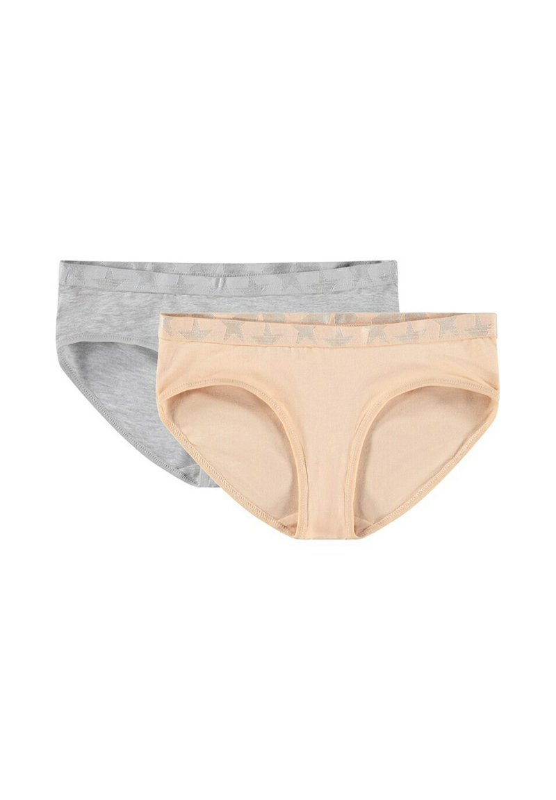Twee paar hipsterondergoed: één lichtgrijs met een zachte textuur en één perzikkleurig met een sterrenpatroon in de tailleband. Beide zijn van een katoenmix.