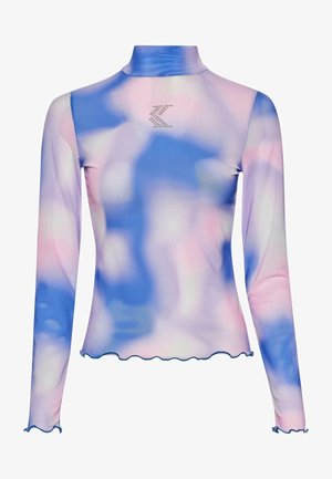 Bluză cu mânecă lungă dintr-un material moale și elastic, cu un design degradat în nuanțe de roz și albastru; margine ondulată și accent cu strasuri pe piept.