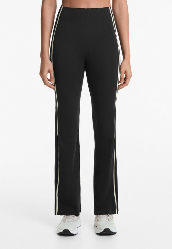RAISE UP COMPRESSIVE FLARE WITH PIPING - Leggings - Hosen