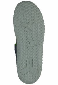 Sole di scarpa in gomma con un motivo geometrico testurizzato. Presenta tre accenti esagonali e due loghi, color grigio con contorni scuri.