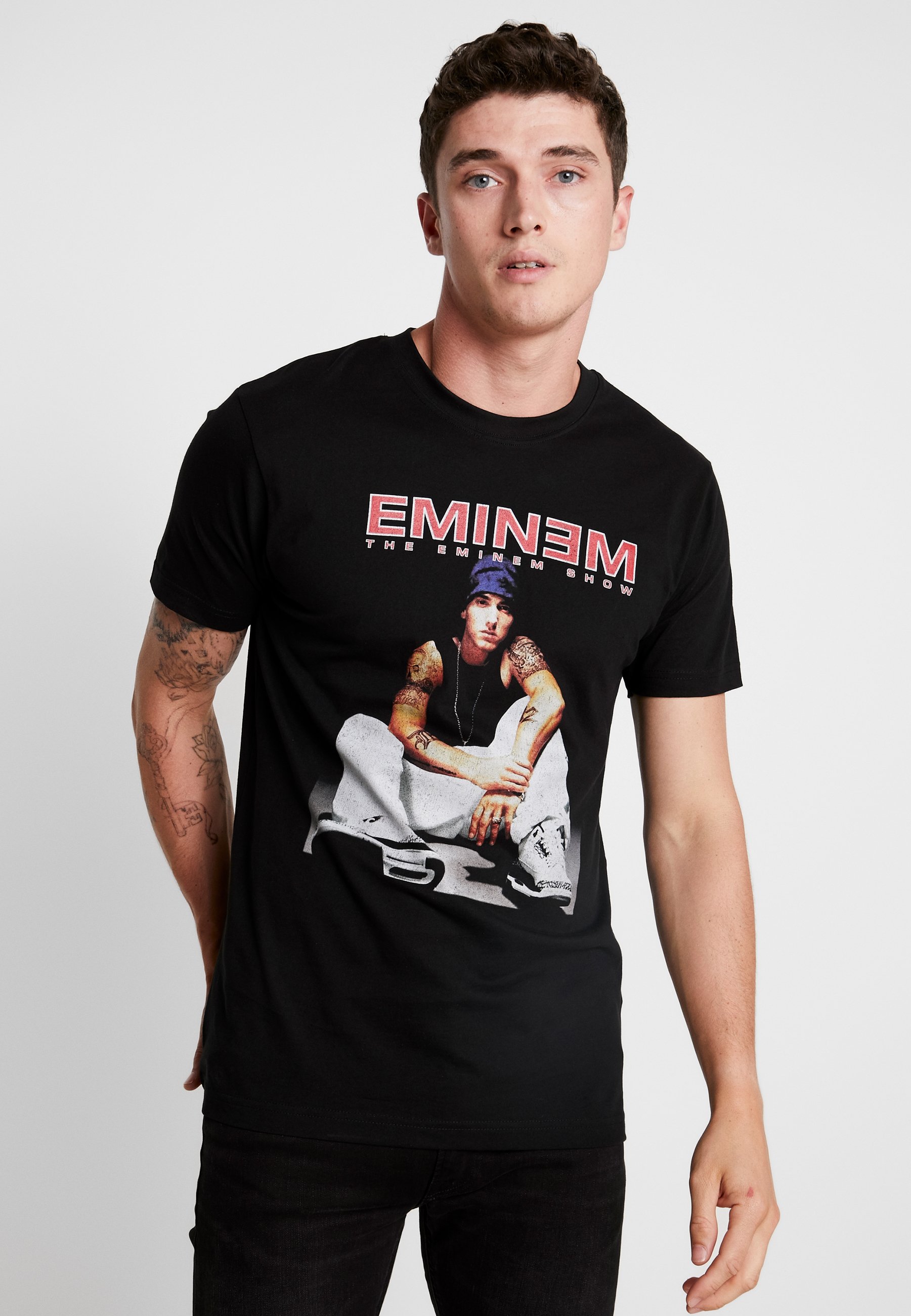 Mister Tee EMINEM SEATED SHOW TEE 