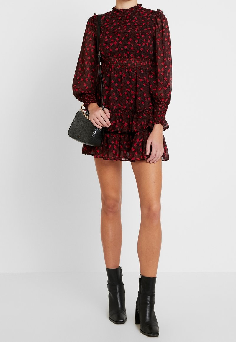 Topshop Day dress - red - (Pre-owned) - Zalando.ie