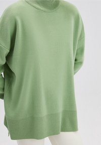 Touché Privé Strickpullover - green