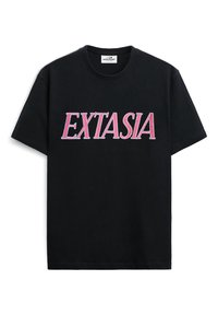 Černé bavlněné tričko s velkým vyšívaným růžovým logem "EXTASIA" na hrudi. Klasický kulatý výstřih a krátké rukávy.