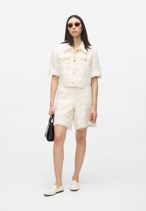 BOUCLE BERMUDA - Shorts - pristine