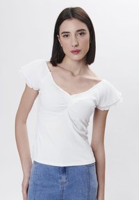 INFLUENCER PLEATED SLEEVES - Camiseta estampada - white