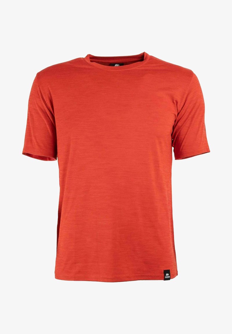 Camiseta roja de manga corta con cuello redondo, hecha de una tela ligera. Presenta una textura sutil y una pequeña etiqueta de marca en el dobladillo.