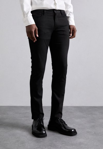 Emporio Armani POCKETS PANT - Karcsúsított farmerek - black