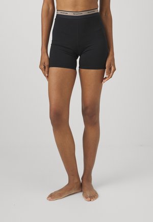 Shorts de sport negri cu un talie înaltă, având un logo gri. Conțin un material elastic, cu un design slim și o textură netedă.