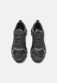Skechers MAX PROTECT - Sportcipő - green