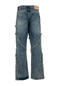 Blaue Jeans mit weitem Bein und hoher Taille, Gesäßtaschen sowie diagonalen, ausgefransten Nähten, die ein Zickzackmuster auf der Rückseite bilden.