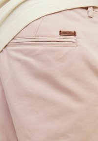 Jack & Jones JPSTBOWIE SOLID MID - Short - violet ice