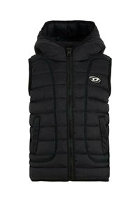Gilet imbottito nero con cappuccio, dotato di zip frontale, tasche laterali doppie e design trapuntato con cuciture a contrasto e accento del logo.