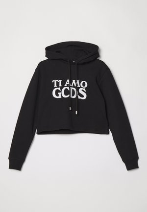 Čierna skrátená mikina s kapucňou a šnúrkami, na prednej strane s bielym textom "TI AMO GCDS". Vyrobená z mäkkého a pohodlného materiálu.