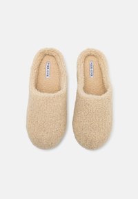 Pier One UNISEX mleczny