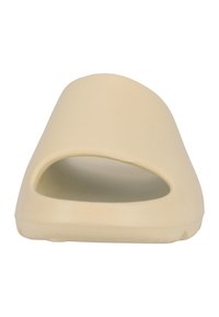 Beige instapsandaal gemaakt van gevormd synthetisch materiaal. Beschikt over een open teen ontwerp en een gladde, matte textuur. Ronde vorm.