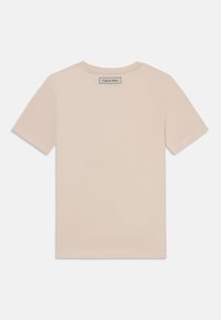 Calvin Klein Jeans POCKET UNISEX - Marškinėliai su spaudiniu - whitecap gray