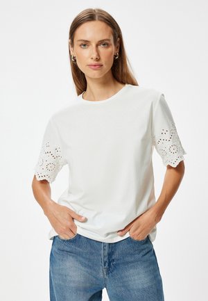 BRODERIE DETAIL  - Print T-shirt - white
