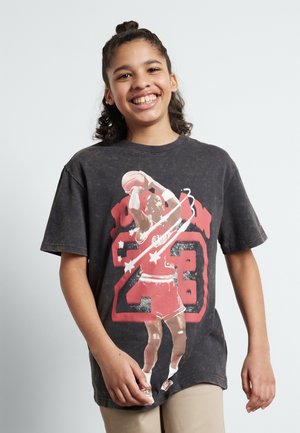 Jordan JORDAN 40TH ANNIVERSARY UNISEX - Apdrukāts T-krekls - off noir