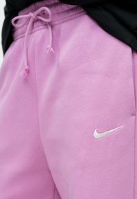 Non selezionato, magenta/sail