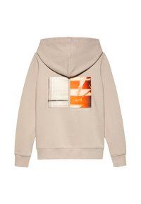 Felpa beige con due stampe grafiche rettangolari sul retro, una astratta e una di uno skateboarder in tonalità arancioni, con il testo "Calvin Klein Jeans" sottostante.