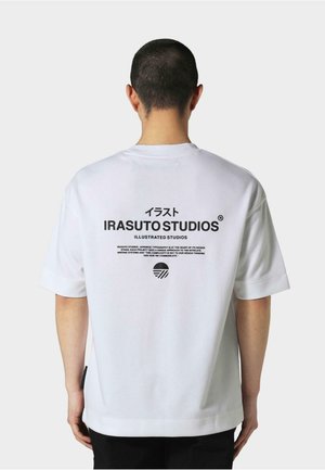 White oversized T-shirt featuring black text graphics on the back, with short sleeves and a round neckline, made from soft cotton material.