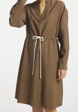 Robe de jour - olive