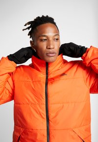 icebreaker MERINO 360 SIERRA - Fingervantar - BLACK