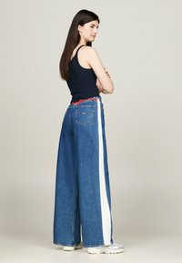 Tommy Jeans VARSITY  - Top - dark night navy