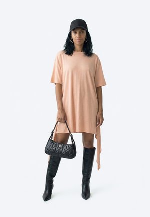 Calvin Klein SHOULDER BAG - Ručna torba - black