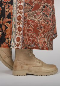 Blackstone Stivaletti stringati - fields of rye