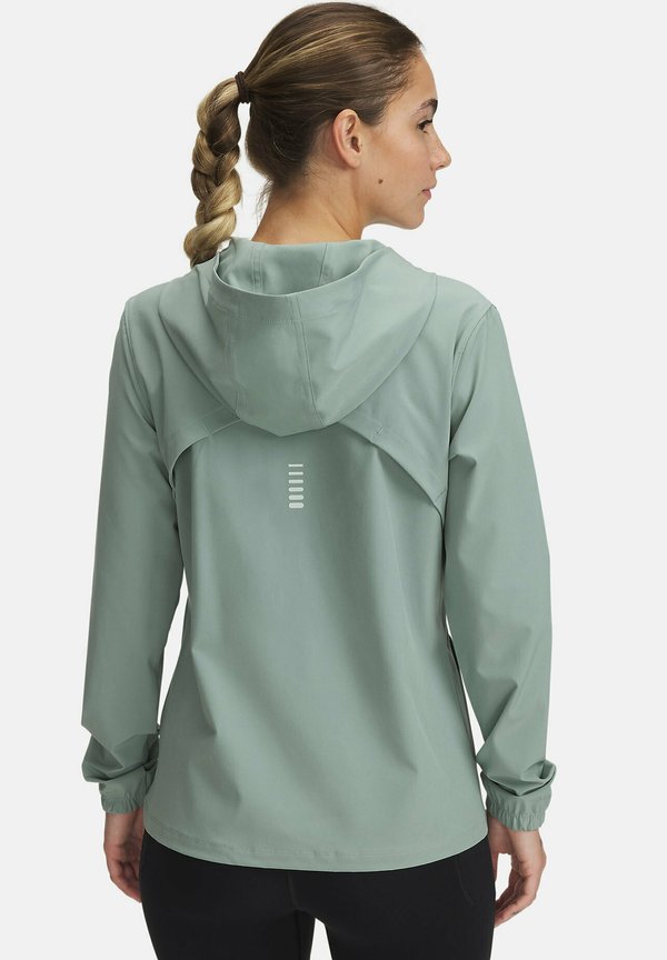 OUTRUN THE STORM - Running jacket2