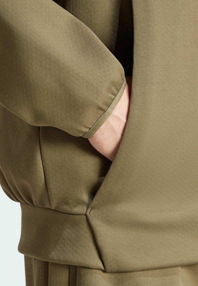 adidas Sportswear Sweater met rits olive strata