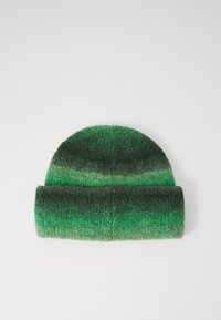 Zeleni filcani beanie s ombre dizajnom, s gradijentnim nijansama od tamno do svijetlo zelene, mekanog tekstura i širokim preklopom.