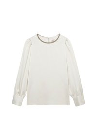 Weiße Bluse mit langen Ärmeln, plissierten Schulterdetails und einem mit Schmucksteinen verzierten Ausschnitt. Das Material wirkt glatt und leicht.