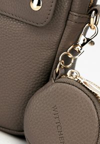 WITTCHEN YOUNG COLLECTION - Taška s příčným popruhem - beige