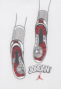 Jordan - NOTEBOOK SKETCH TEE - Camiseta estampada - white - 2