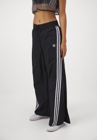 adidas Originals Tracksuit bottoms - black