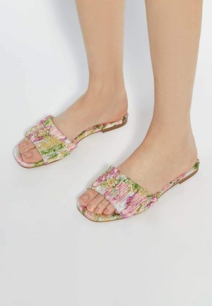 Mules - pink