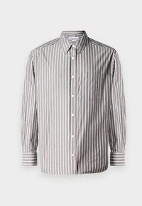 Camicia a righe grigia e bianca. Presenta un colletto, maniche lunghe e una tasca sul petto. Realizzata in tessuto leggero.