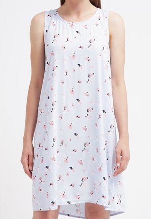 Robe sans manches bleu clair avec un motif floral en rose et noir. Fabriquée en tissu doux, elle présente un col rond et une coupe décontractée.