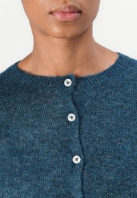 TOM TAILOR DENIM SOFT CREW NECK CARDIGAN - Kardiganas - dark sea petrol
