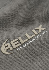 Rellix - T-shirt z nadrukiem
